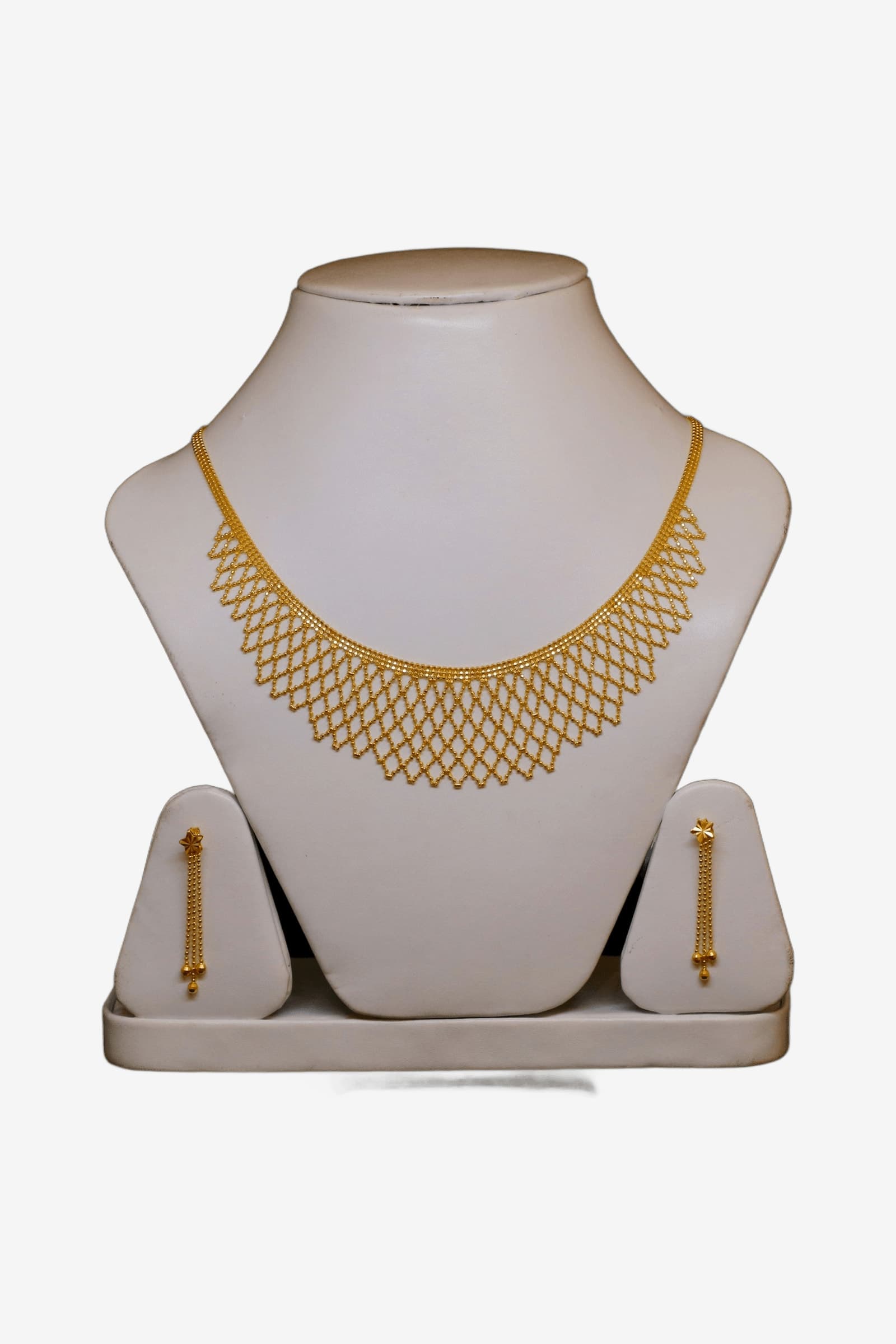 Mahnoor Gold Bib Necklace Set