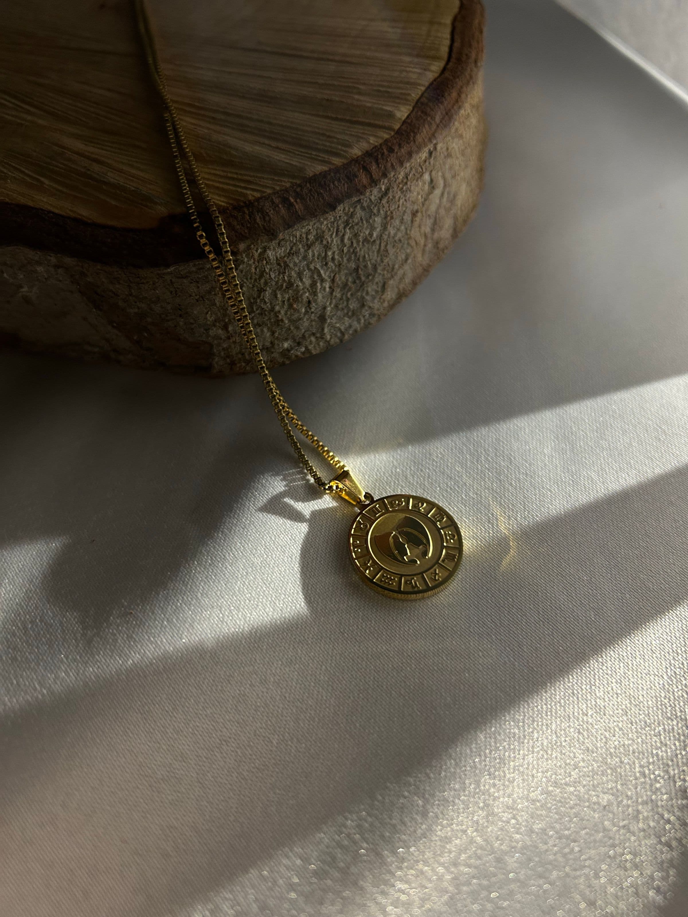 Sana Coin Pendant Necklace
