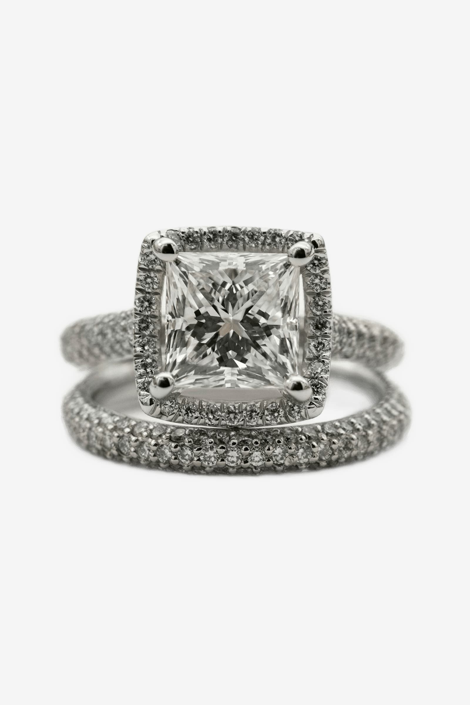 Noor Princess Halo Ring Set
